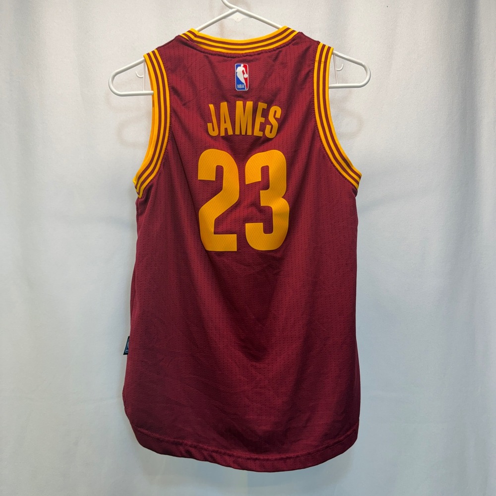 LeBron James 23 Cleveland Cavaliers Adidas Jersey Youth Medium Red Swingman NBA
